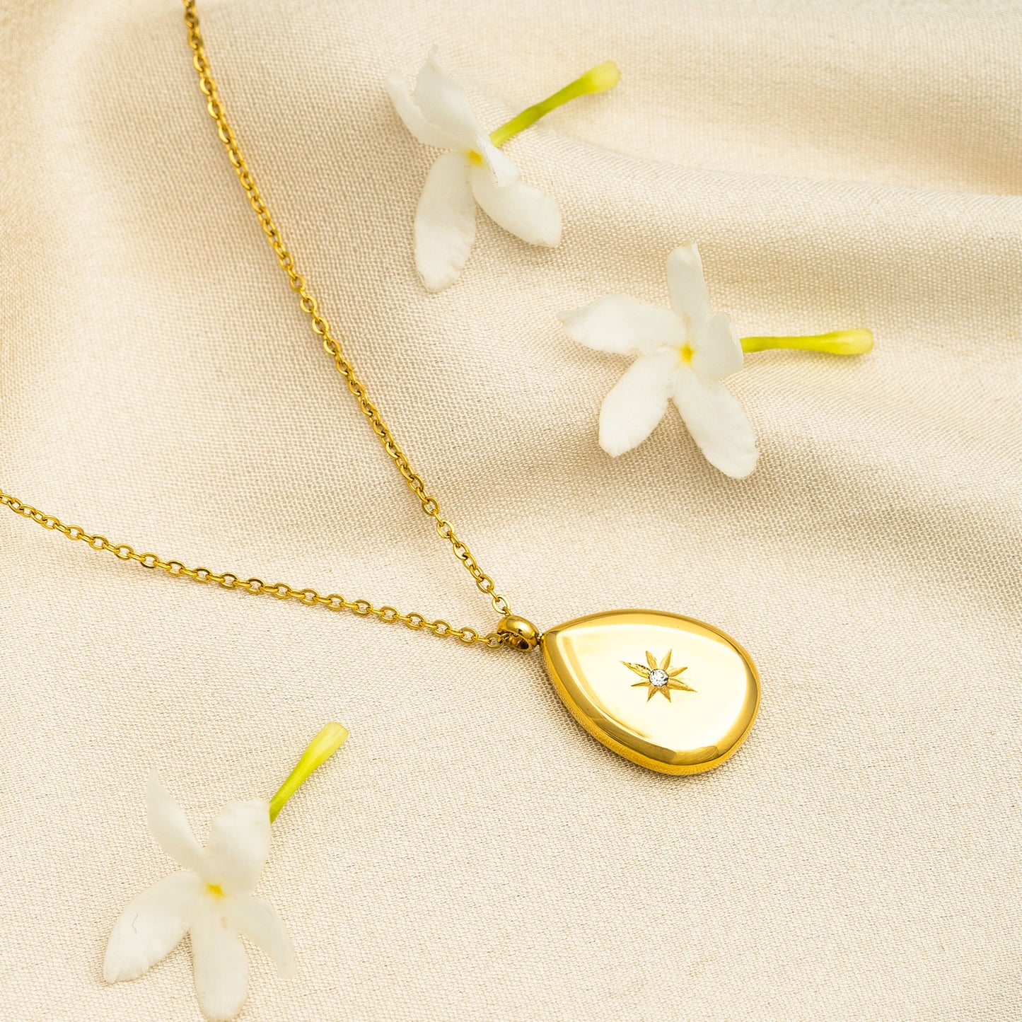 Drop Shape Pendant with a Star