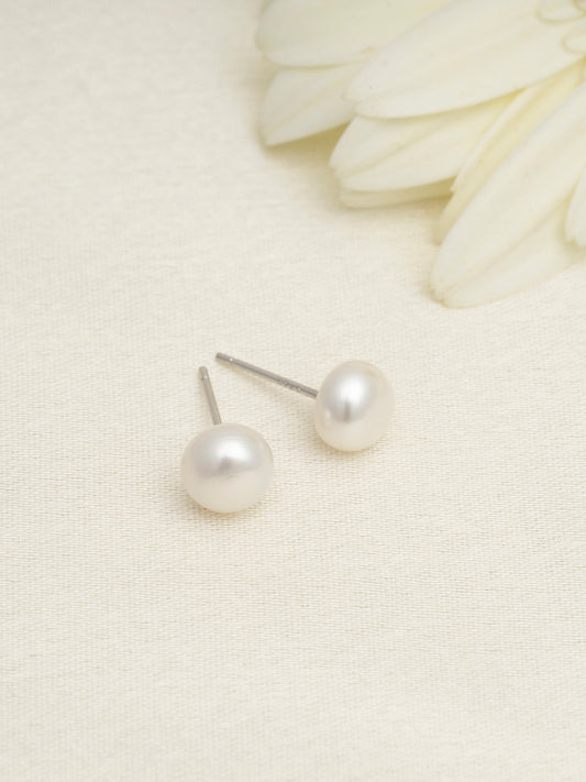 925 Sterling Silver Pearl Studs 6mm